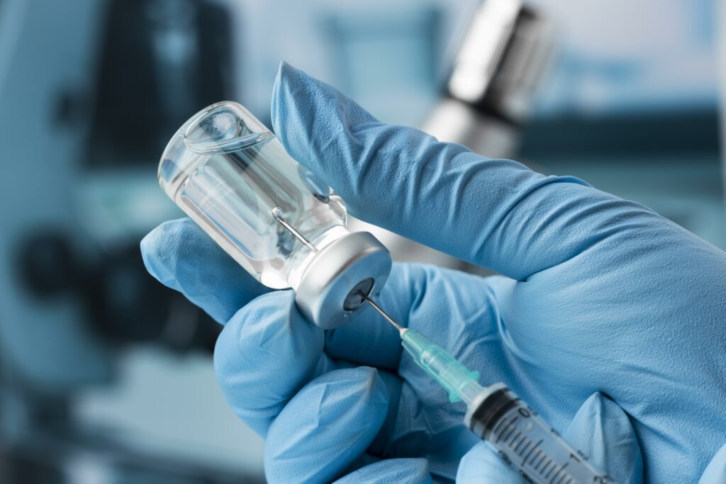 Erros de medicação são frequentes e podem ser mortais: é preciso investir em estratégias de prevenção